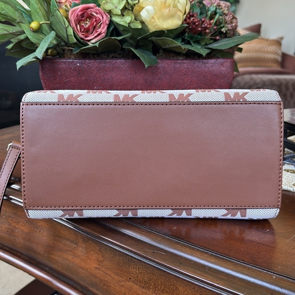 Brand New Michael Kors Avril Luggage Top Zip Satchel Logo Jacquard Crossbody - Picture 9 of 15